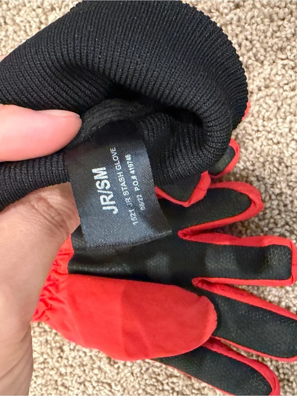 Seirus Innovatio Red and Black Kids Mittens with Grip